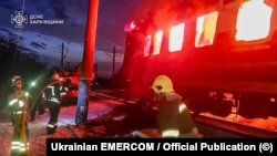 Последствия удара дронов по пассажирскому составу