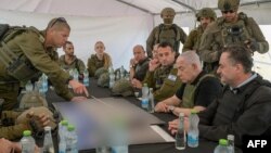 Binyamin Netanyahu ordu müşavirəsində