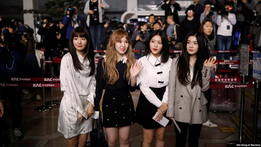 Članice popularnog benda "Red Velvet" uoči puta za Pjongjang