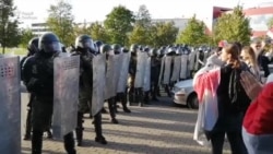 "Нельзя жить в концлагере". Пятый воскресный марш в Минске