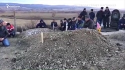 Как в Крыму похоронили Веджие Кашка (видео)