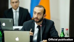 Armenia - First Deputy Prime Minister Ararat Mirzoyan speaks at a cabinet meeting in Yerevan, 22 May 2018.