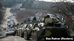 Российские военные в Крыму, архивное фото