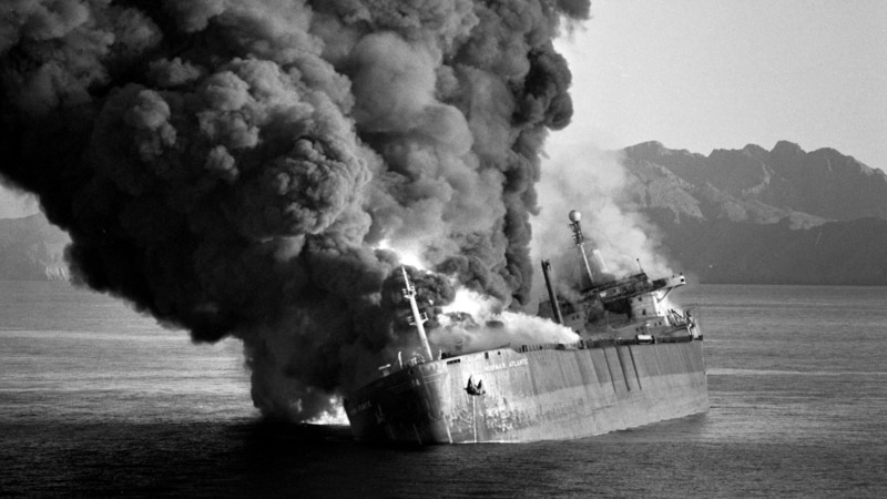 „ტანკერების ომი.“ კრიზისი ჰორმუზის სრუტეში: გუშინ და დღეს