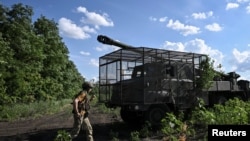Українські артилеристи на позиції в Дніпропетровській області, липень 2026 року