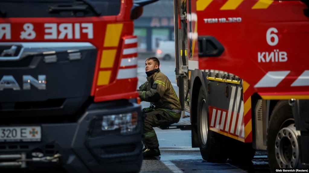 В «Укренерго» повідомили, що вночі та вранці російські військові здійснювали дронові атаки на енергооб’єкти України, внаслідок чого на ранок є нові знеструмлення у восьми областях (фото ілюстративне)