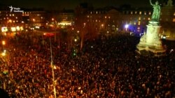 «Досить!» Тисячі парижан засуджують антисемітизм після сплеску інцидентів – відео
