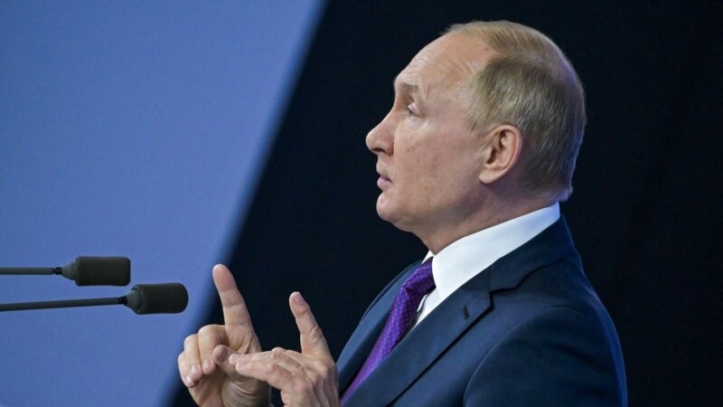 «Идите вы со своими озабоченностями». О чем говорил Путин на встрече со СМИ. ВИДЕО