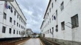 Imagine din curtea Penitenciarului nr. 17 din Rezina, unde sunt deținute persoanele condamnate pe viață, publicată de ministra Justiției, Veronica Mihailov-Moraru, pe o rețea de socializare, în urma unei vizite.