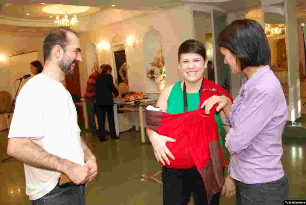 Ziarişti şi viitori ziarişti în brațele Lilianei Barbăroșie