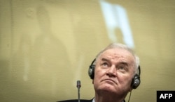Ратко Младич Халықаралық қылмыстық трибунал отырысында.