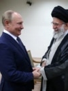 Очільник Росії Володимир Путін (ліворуч) і верховний лідер Ірану аятола Алі Хаменеї. Тегеран, 19 липня 2022 року