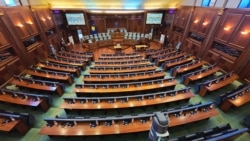 Fituesja e zgjedhjeve, Lëvizja Vetëvendosje, thotë se çdo diskutim për formimin e Qeverisë do të bëhet pasi të ketë një pasqyrë të plotë të përbërjes së Kuvendit të Kosovës. 
