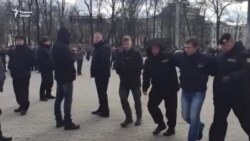 Боздошти тазоҳургарони зиддиҳукуматӣ дар шаҳри Минск