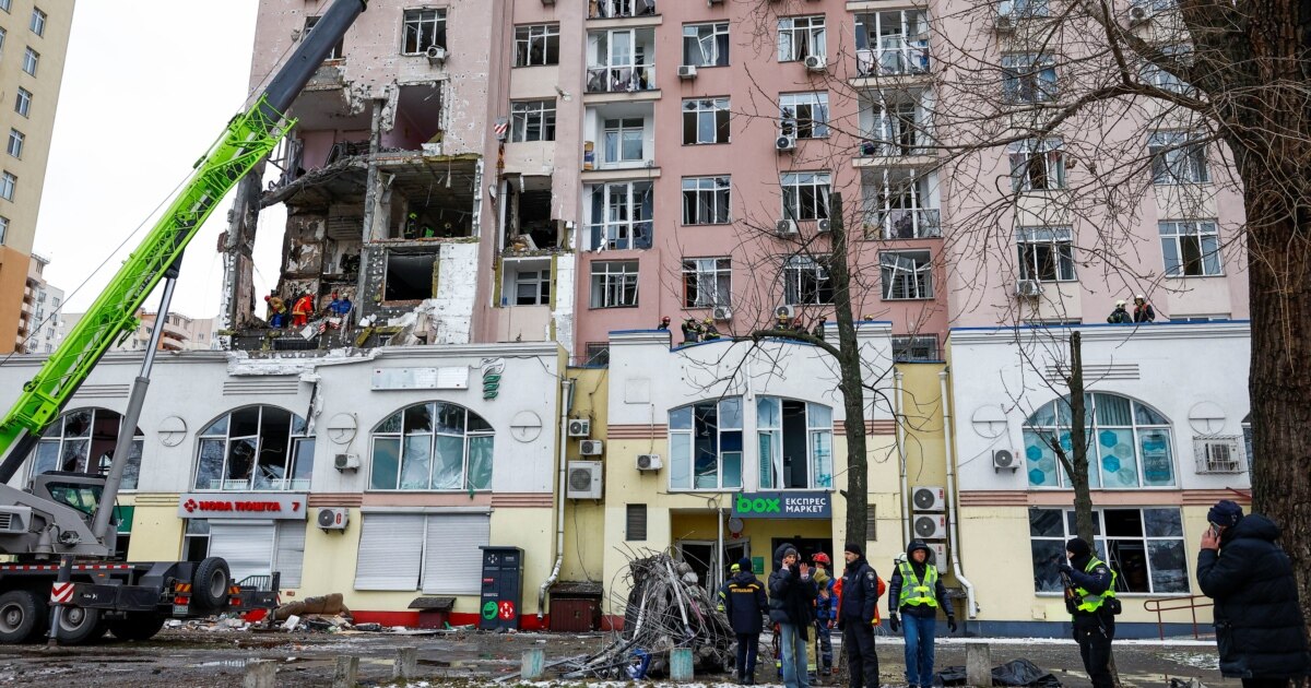 Атака росії на Київ: загиблий та 30 постраждалих, повідомляє мер