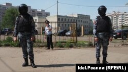 Безбедносните сили на местото на нападот во Казан 
