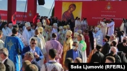 Više hiljada vjernika je prisustvovalo ustoličenju episkopa budimljansko – nikšićkog Metodija 26. septembra u manastiru Đurđevi stupovi u Beranama