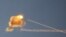 Sistemul israelian de apărare „Domul de fier” interceptează o rachetă trasă din Fâșia Gaza, 17 mai 2021.