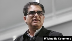 Yazıçı Deepak Chopra