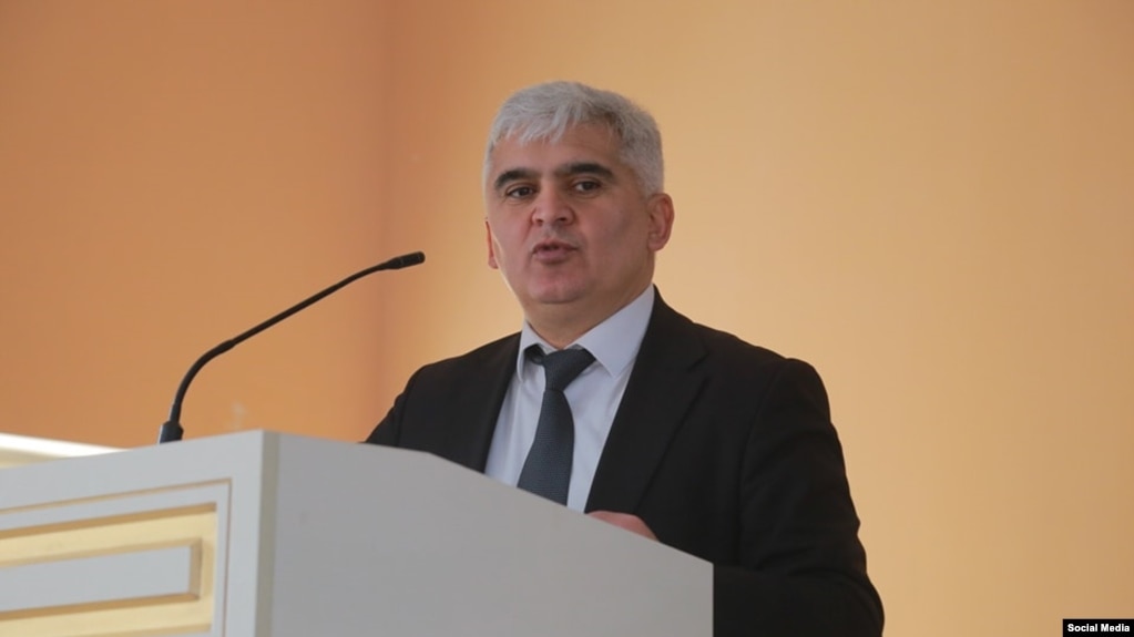 Додраси олитарин додгоҳи Тоҷикистон аз бинои нӯҳтабақа афтода, ҷон додааст