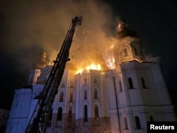 Свято-Успенській собор лаври у вогні в ніч на 15 червня 2026 року