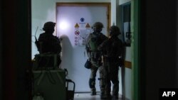 تصویری که ارتش اسرائیل از ورود سربازان خود به بیمارستان الشفا در غزه منتشر کرده است