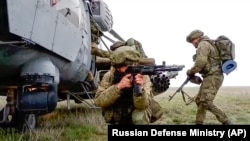 Російські військові беруть участь у маневрах на тимчаосово окупованих територіях України