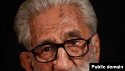 تابنده د کلونو په جریان کې ډیر ځلې د ایران د رژیم له خوا زنداني شوی او پیروانو یې هم چې په ګنابادي درویشانو مشهور دي.