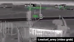 Удар по радиолокационной станции РСП-10 на аэродроме «Гвардейское» в Крыму. Скриншот кадра видео Сил беспилотных систем