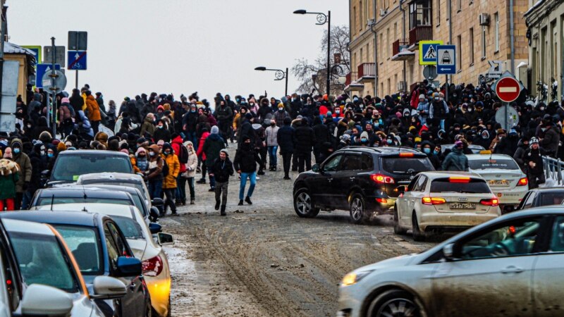 Навальныйны яклап 21 апрельдә Русия шәһәрләрендә митинглар уздырылуы игълан ителде