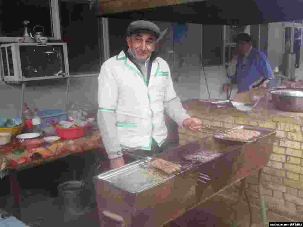 &Ccedil;işlik&ccedil;i. Ba&yacute;ramaly