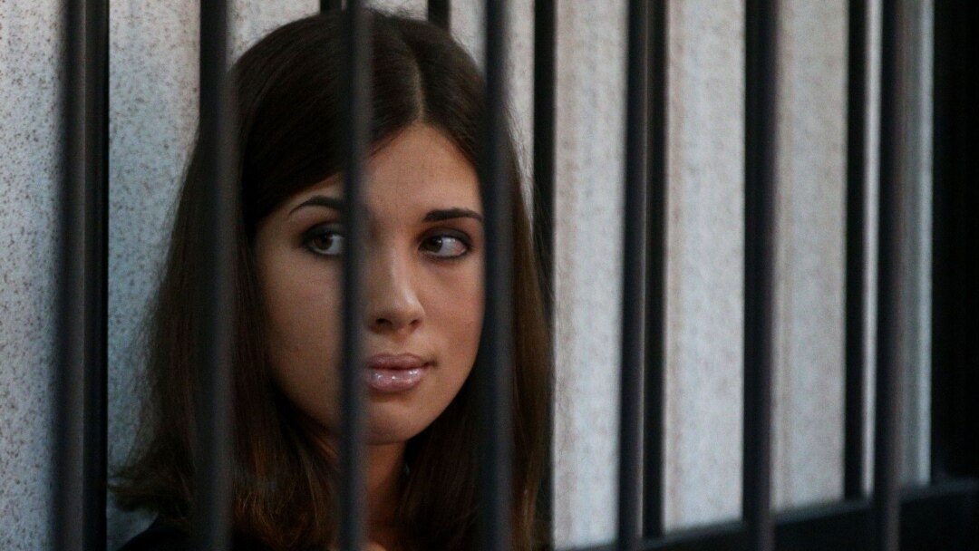 Шашты кетіруге арналған письки Үлкен кеудесі бар қыздар онлайн порно