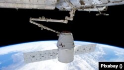За планами SpaceX, екіпаж на кілька днів вийде на орбіту Землі десь у четвертому кварталі цього року