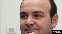 Nikola Fabris, Fotografije uz tekst: Savo Prelević