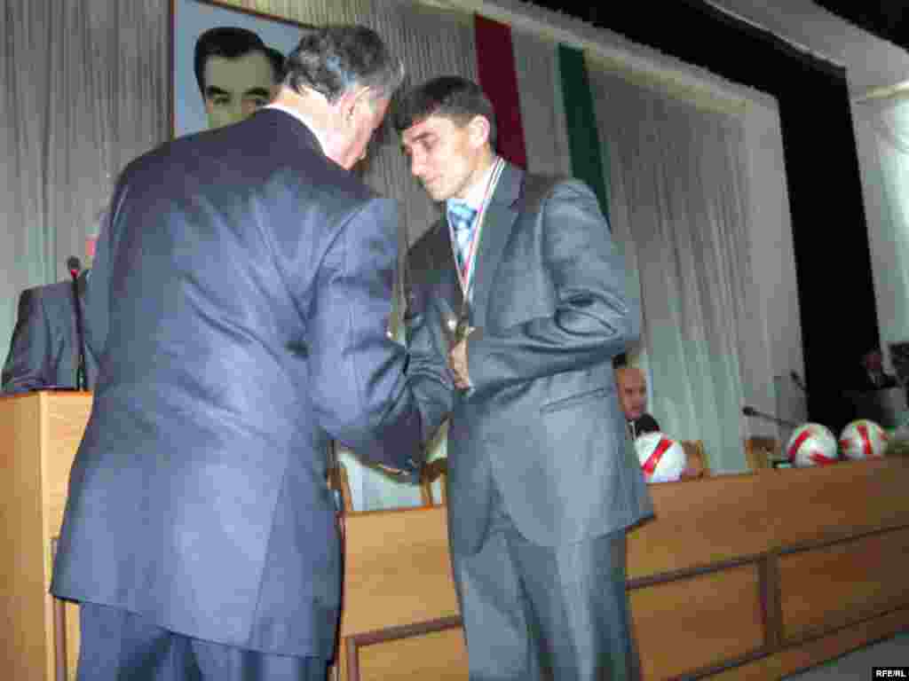 Тақдими ҷоиза ба "Вахш" #13