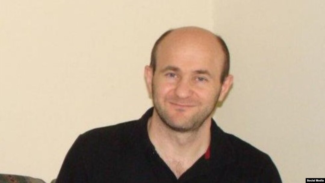 По мнению Валерия Дзуцати, референдум о вхождении не влечет автоматического вхождения Южной Осетии в состав России. Он просто даст Москве карт-бланш на такое развитие событий в любой момент, как только в Москве решат, что им это нужно делать