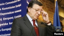 Jose Manuel Barroso, president of the European Commission, delivers a short statement following the conclusion of a meeting concerning Hungary in Strasbourg on January 17.