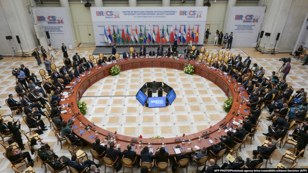
Reuniunea BRICS se desfășoară la Kazan, în Rusia.