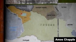 Попытку повлиять на договор между Москвой и Сухуми и возможное заключение аналогичного договора с Цхинвали Тбилиси собирается предпринять на Женевских дискуссиях. Хотя трудно рассчитывать на успех, особенно если учесть, что дискуссии часто бывают безрезультатными