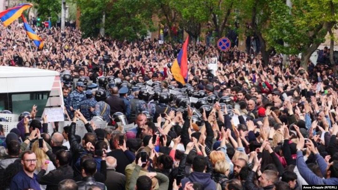 Protest u prestonici Jermenije - Jerevanu