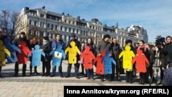 Флешмоб у пам’ять про Решата Аметова, Київ, 16 березня 2016 року