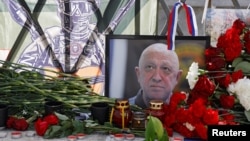 A makeshift memorial set up after the death of Yevgeny Prigozhin in Moscow.