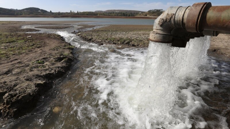 Миллионы на новые источники. Как добывают воду в Крыму