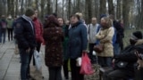 People wait outside a jail in Belarus after a crackdown on protesters. (file photo)