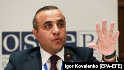 Azay Quliyev