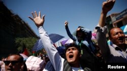 Members Afghanistan's Hazara minority protesting in Kabul on May 16.