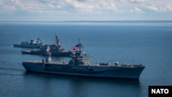 The USS Mount Whitney (foreground) of the U.S. Sixth Fleet entered the Black Sea on November 4. (file photo)