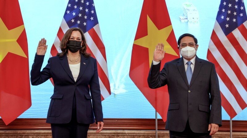 Potpredsednica SAD obećala Vijetnamu milion doza vakcina