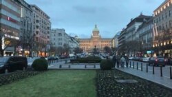 Ба метро бидуни шалвор