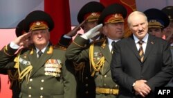 Александр Лукашенко на параде в честь Дня независимости Белоруссии